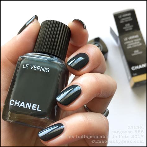 CHANEL CRUISE COLLECTION 2017 LE VERNIS 